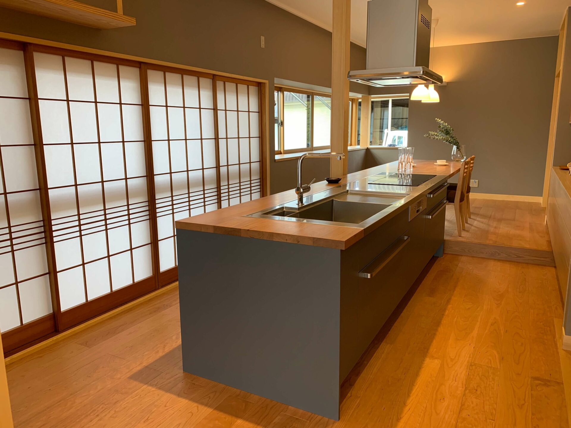 茅野市・T様邸オーダーキッチン