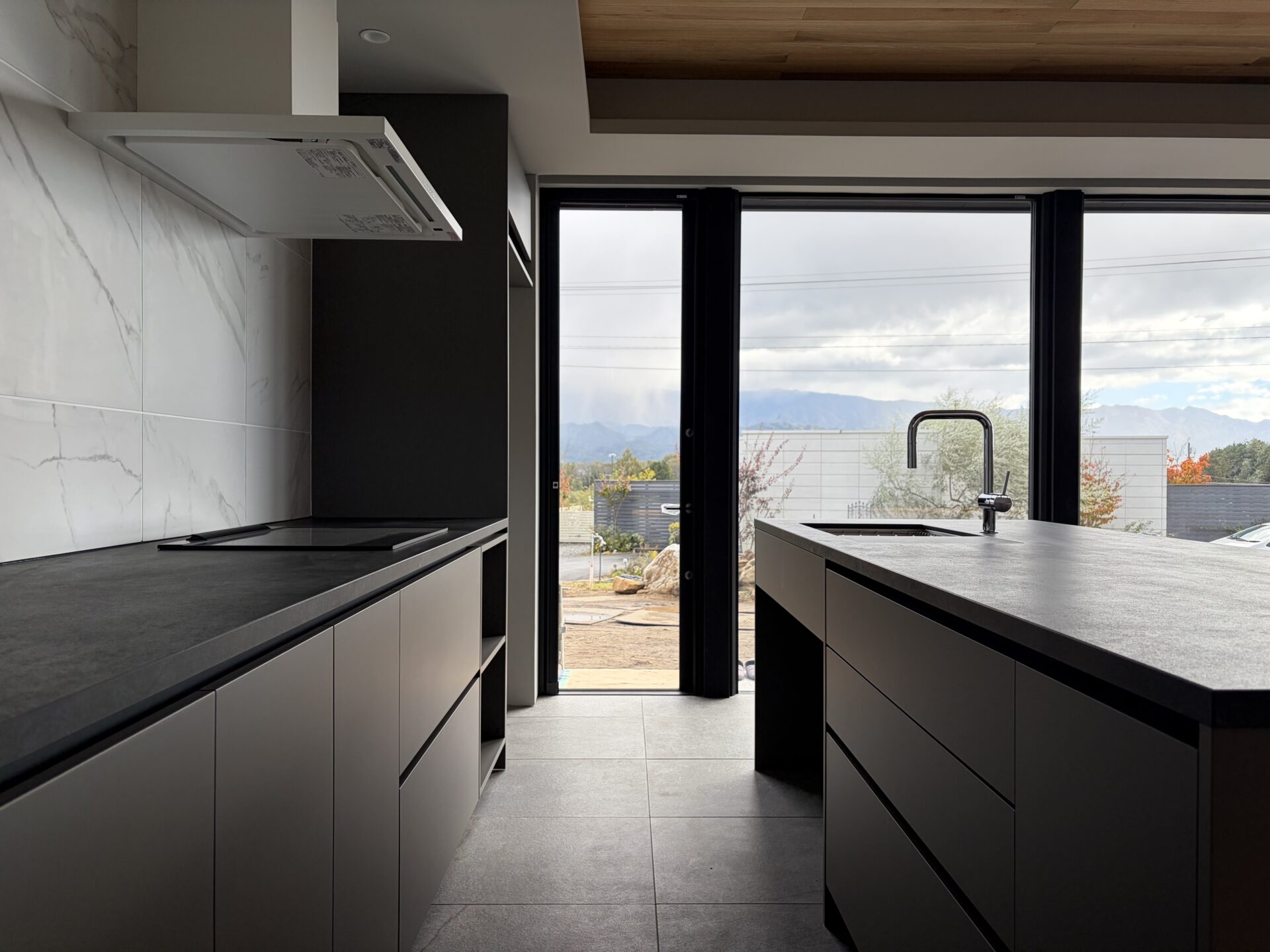 I様邸オーダーキッチン